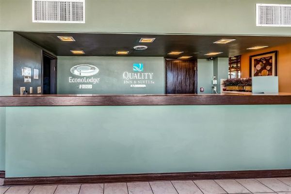 Americas Best Value Inn (Albert Lea)